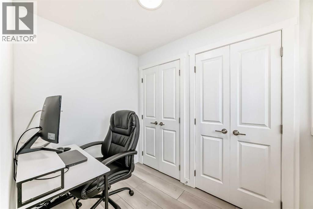 205, 33 Merganser Drive W, Chestermere, Alberta  T1X 2S2 - Photo 46 - A2281064