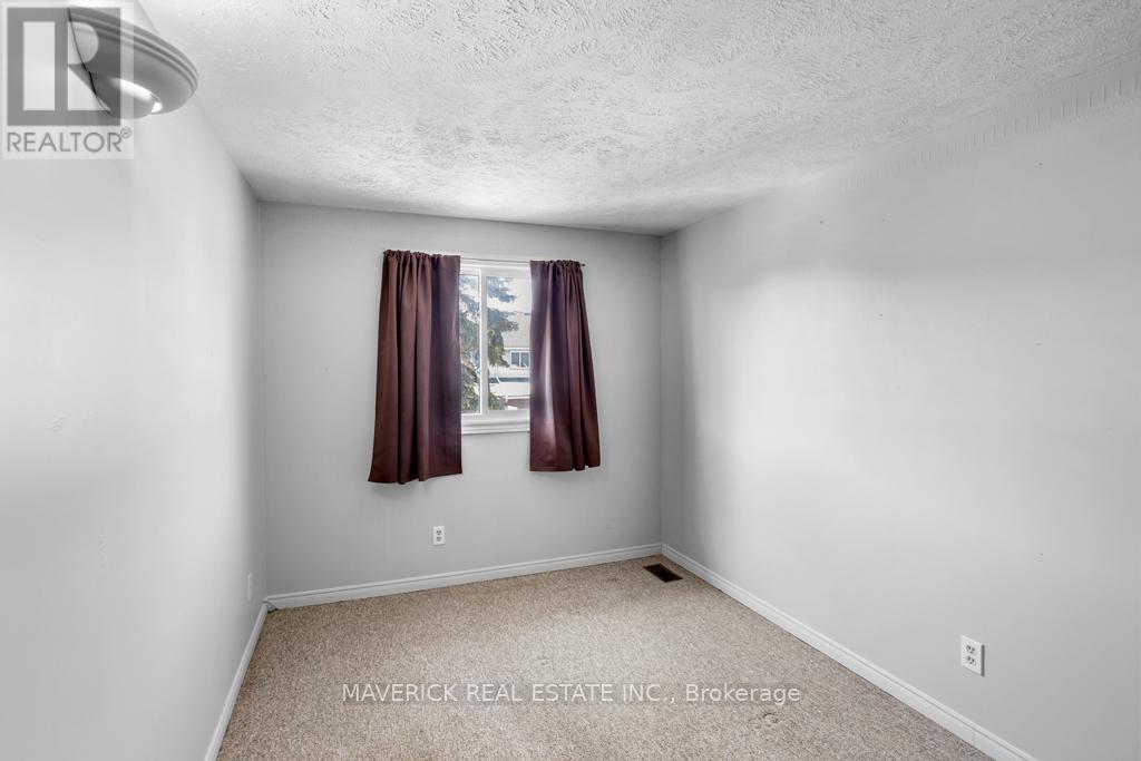 299 Beckett Road, Ingersoll, Ontario  N5C 3X5 - Photo 15 - X12740212