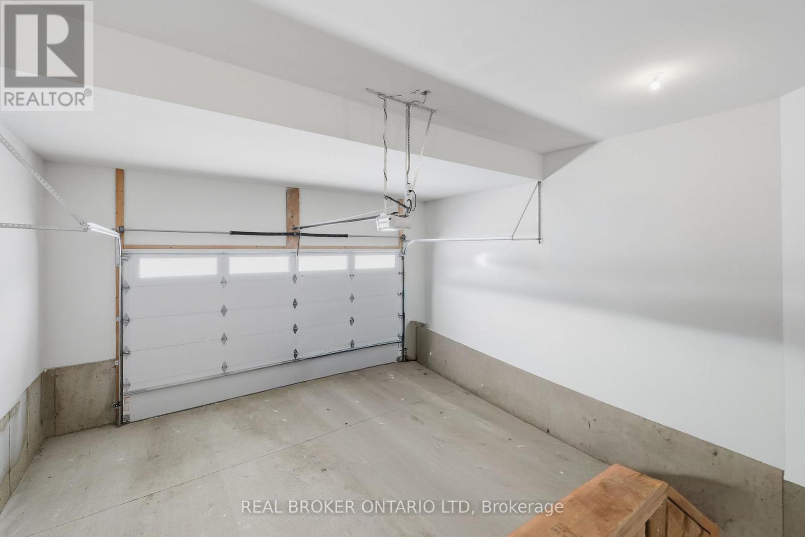 1600 Medway Park Drive, London North, Ontario  N6G 3W1 - Photo 17 - X12740378