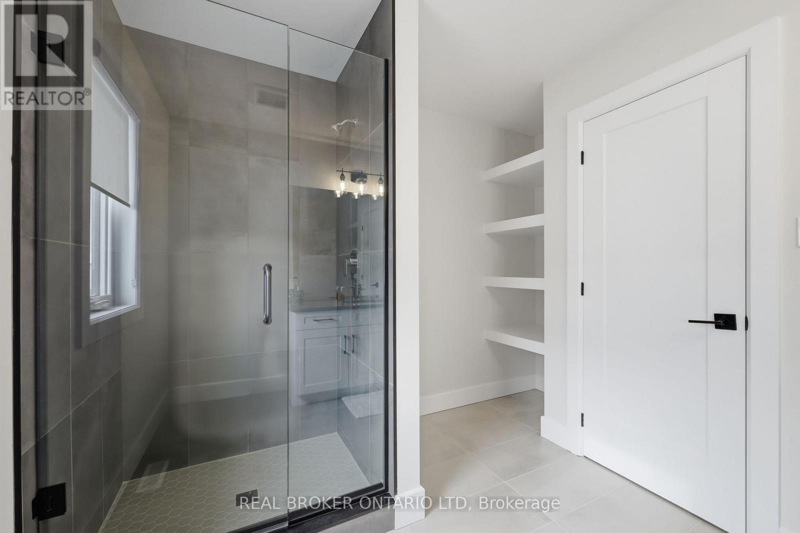 1600 Medway Park Drive, London North, Ontario  N6G 3W1 - Photo 42 - X12740378