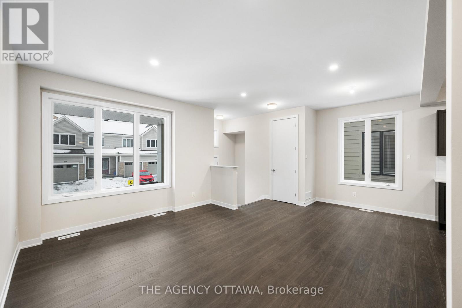 112 Ryan Reynolds Way, Ottawa, Ontario K4A 5T4 - Photo 7 - X12740364