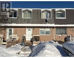 86 CARRAWAY CRESCENT, South Dundas, Ontario