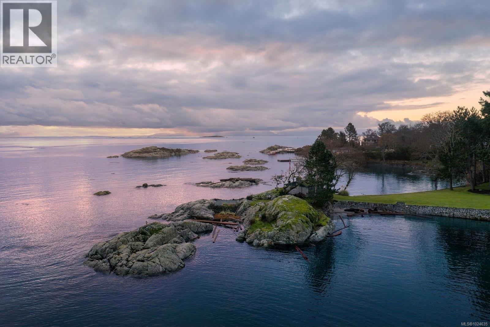 3175 Beach Dr, Oak Bay, British Columbia  V8R 6L7 - Photo 8 - 1024635