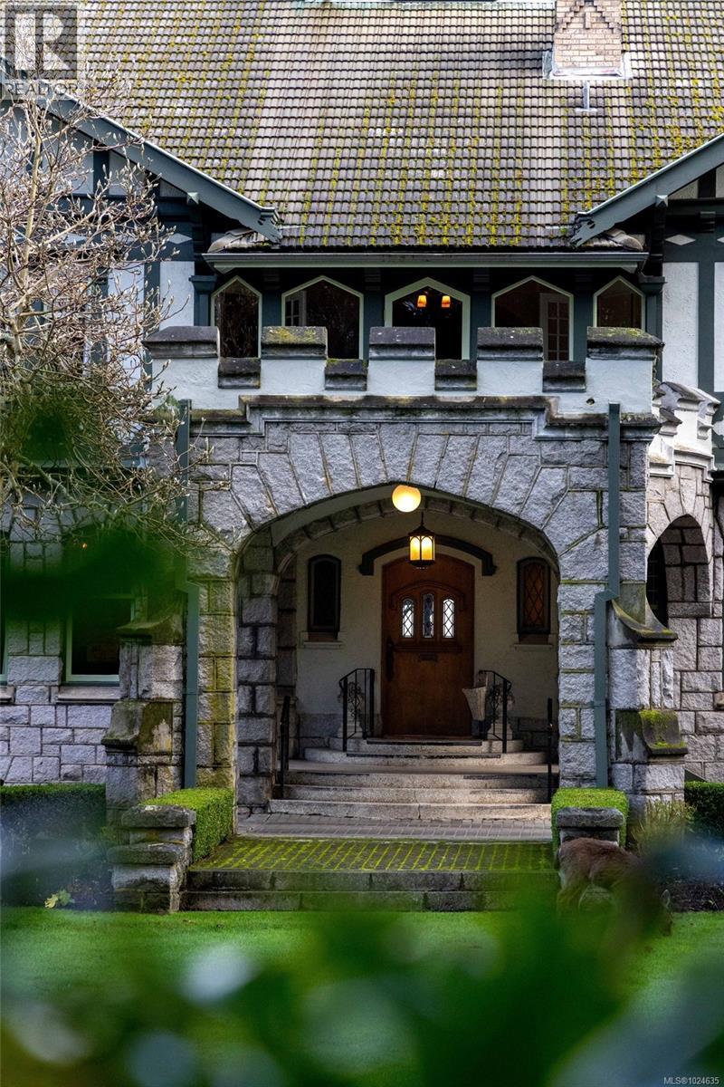 3175 Beach Dr, Oak Bay, British Columbia  V8R 6L7 - Photo 95 - 1024635