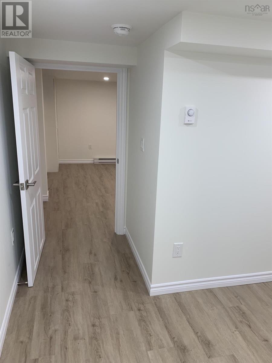 8a Marilyn Drive, Dartmouth, Nova Scotia  B2Y 3X8 - Photo 31 - 202601215