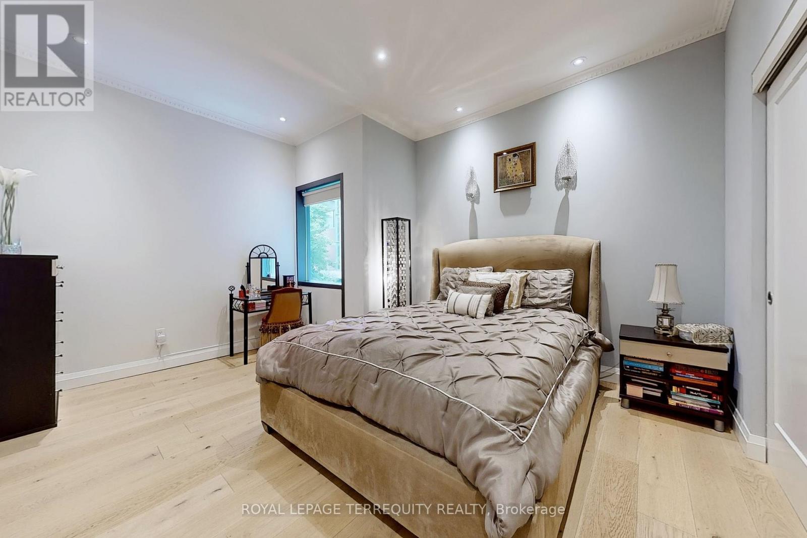 293 Mutual Street, Toronto, Ontario  M4Y 1X6 - Photo 18 - C12740198