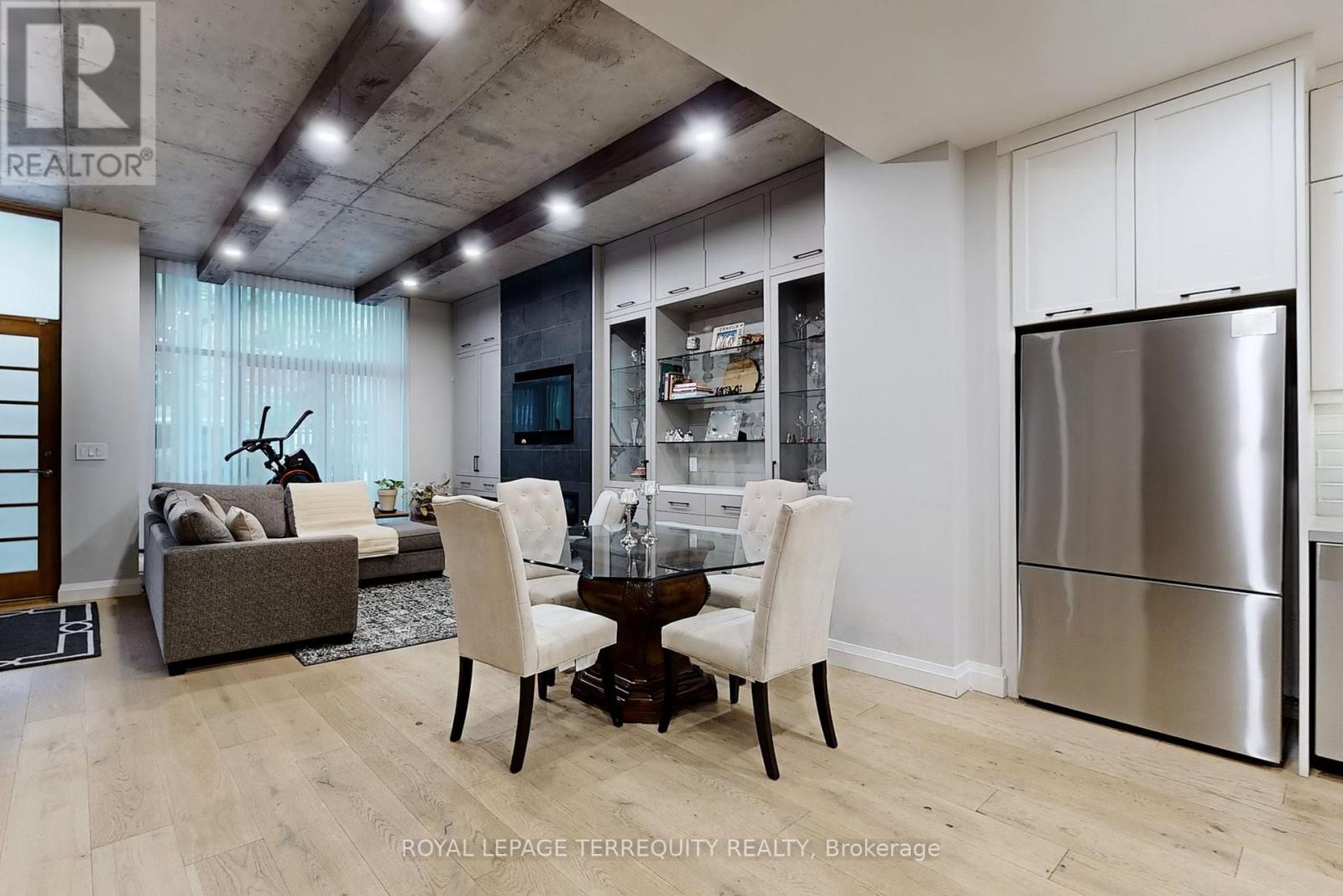 293 Mutual Street, Toronto, Ontario  M4Y 1X6 - Photo 4 - C12740198