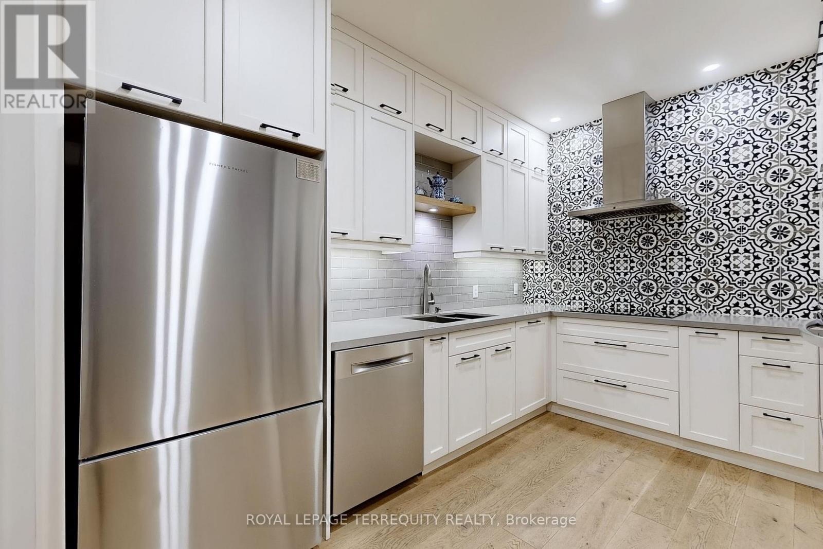 293 Mutual Street, Toronto, Ontario  M4Y 1X6 - Photo 5 - C12740198