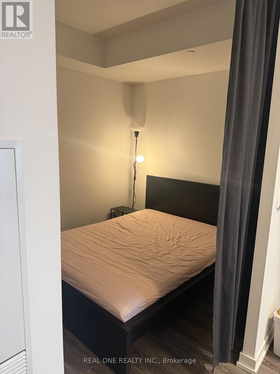 1519 - 20 Edward Street, Toronto, Ontario  M5G 1C9 - Photo 4 - C12740214