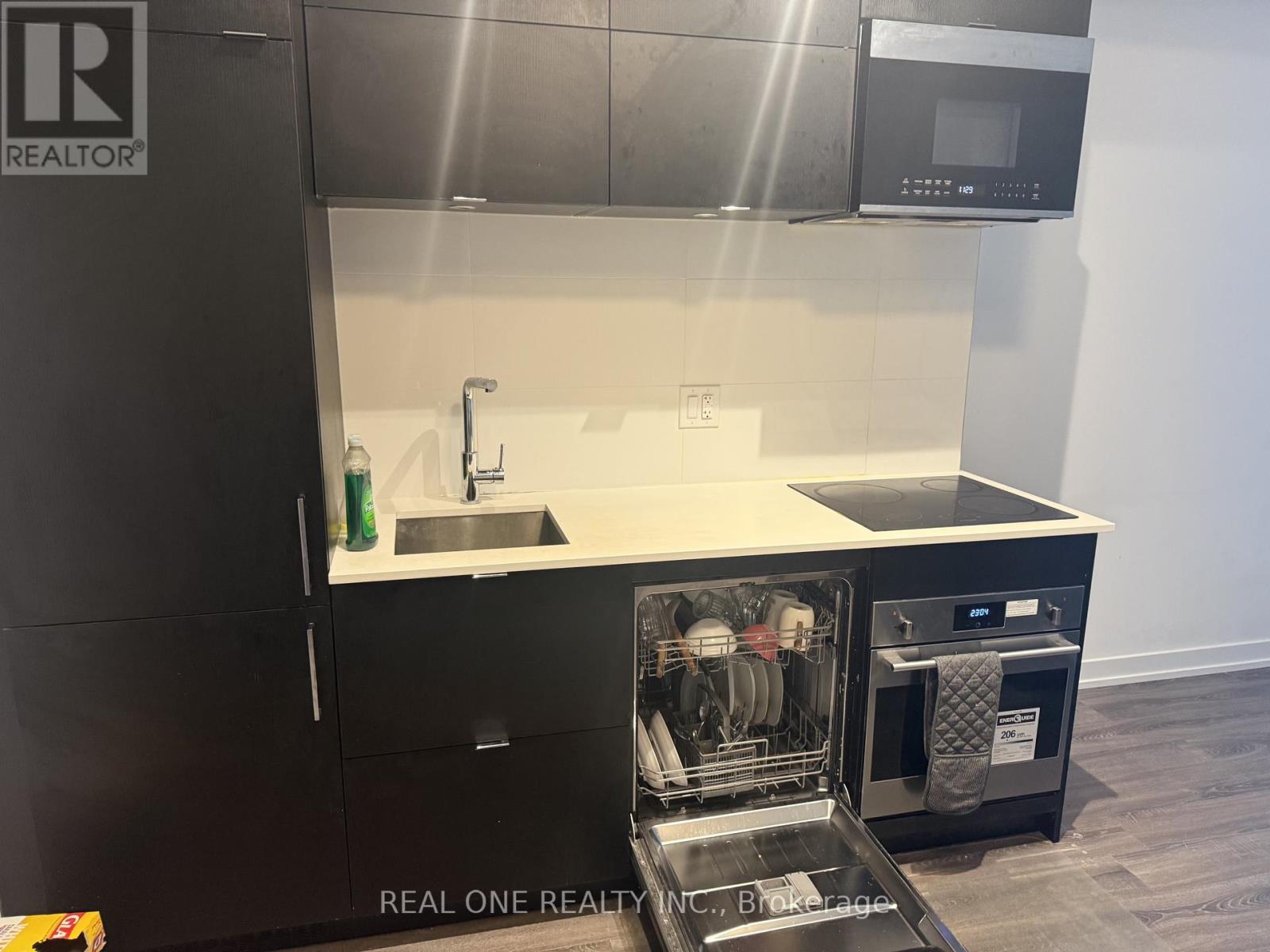 1519 - 20 Edward Street, Toronto, Ontario  M5G 1C9 - Photo 6 - C12740214