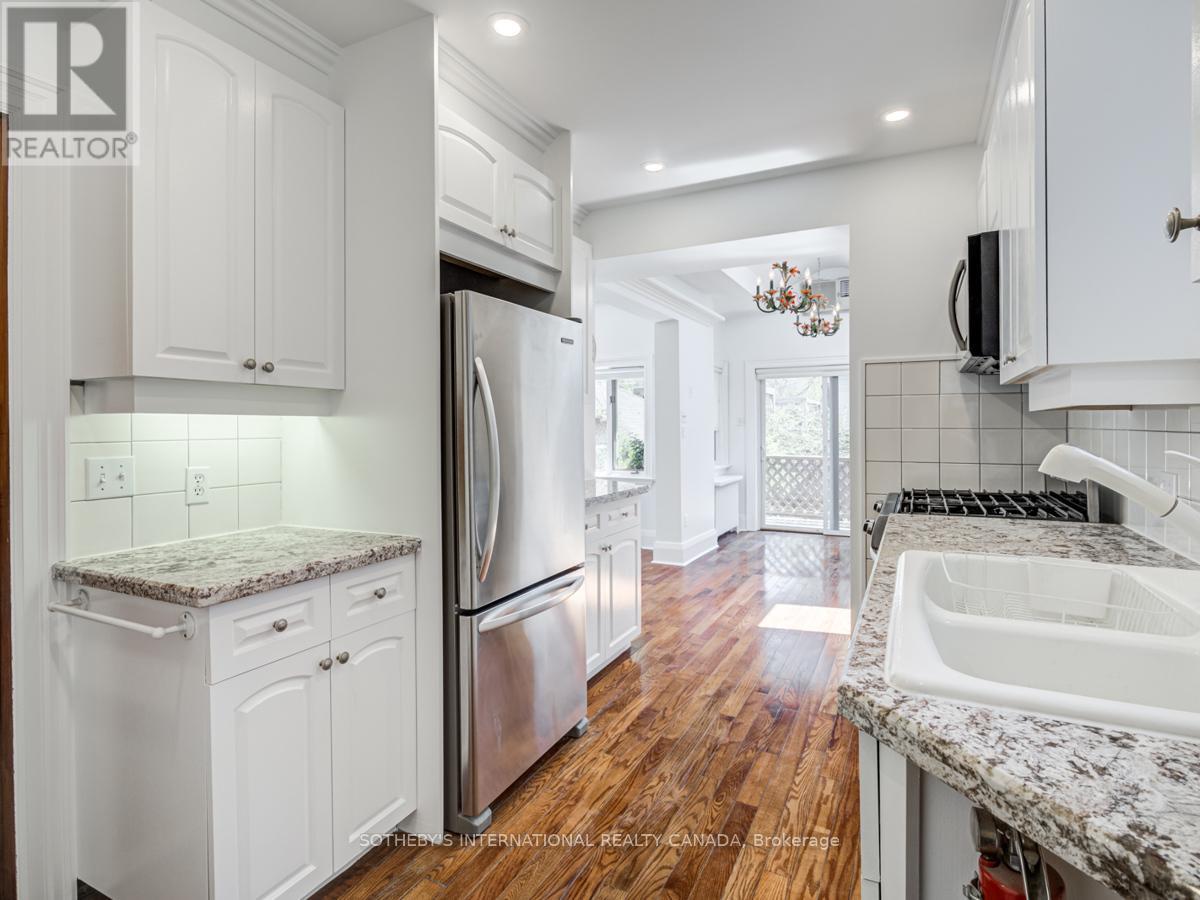 105 Hillsdale Avenue W, Toronto, Ontario  M5P 1G4 - Photo 10 - C12740284