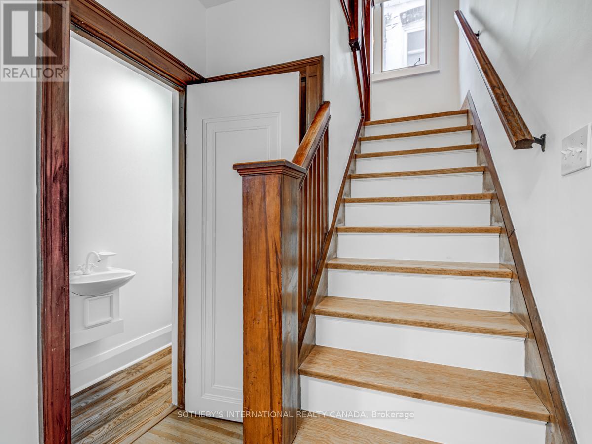 105 Hillsdale Avenue W, Toronto, Ontario  M5P 1G4 - Photo 12 - C12740284