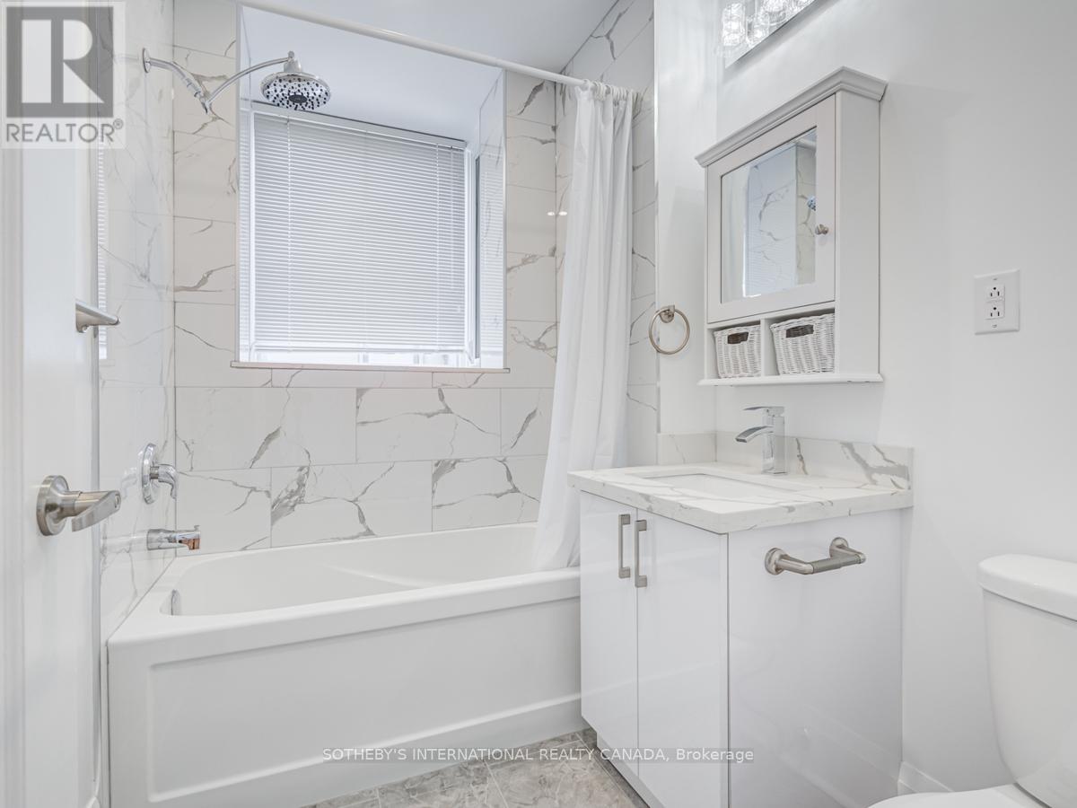 105 Hillsdale Avenue W, Toronto, Ontario  M5P 1G4 - Photo 16 - C12740284