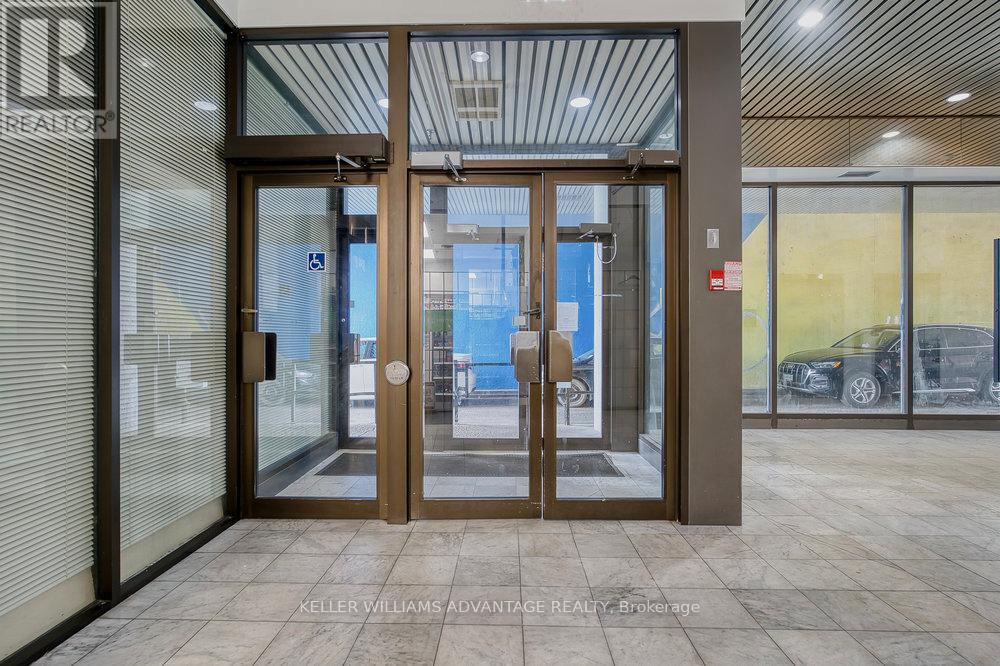 203b - 302 Spadina Avenue, Toronto, Ontario  M5T 2E7 - Photo 3 - C12740352