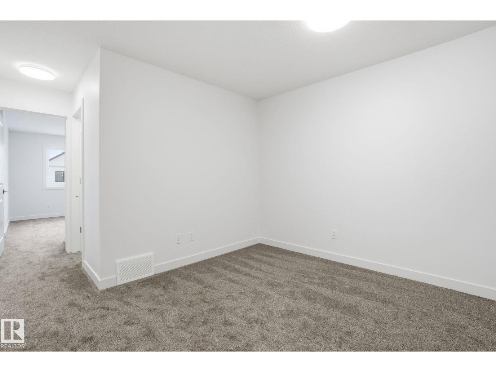 #19 5122 213a St Nw, Edmonton, Alberta T6M 1M6 - Photo 23 - E4471500