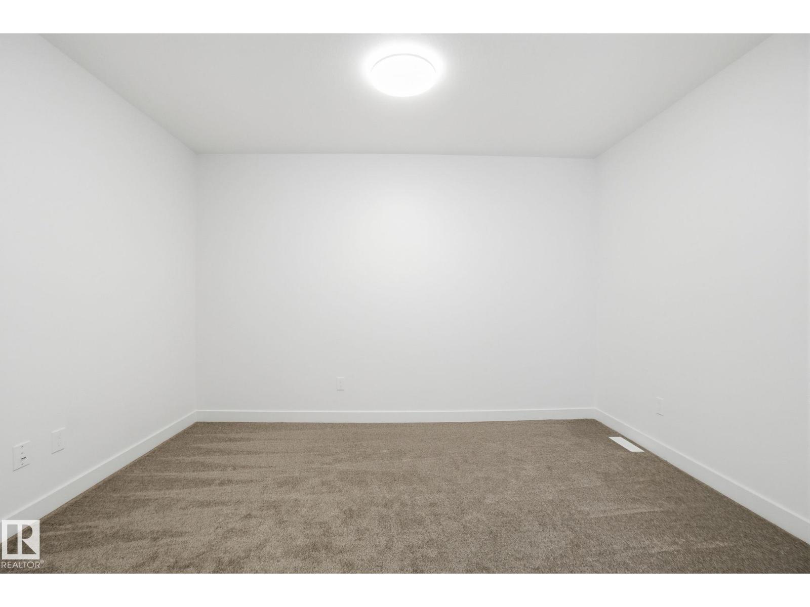 #19 5122 213a St Nw, Edmonton, Alberta T6M 1M6 - Photo 24 - E4471500