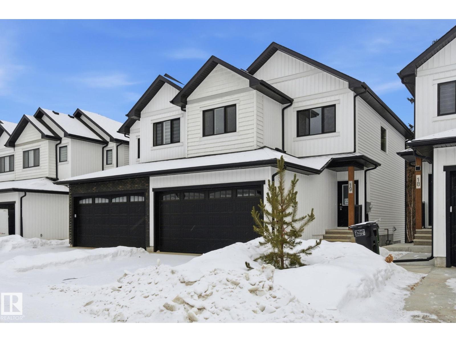 #19 5122 213a St Nw, Edmonton, Alberta T6M 1M6 - Photo 3 - E4471500