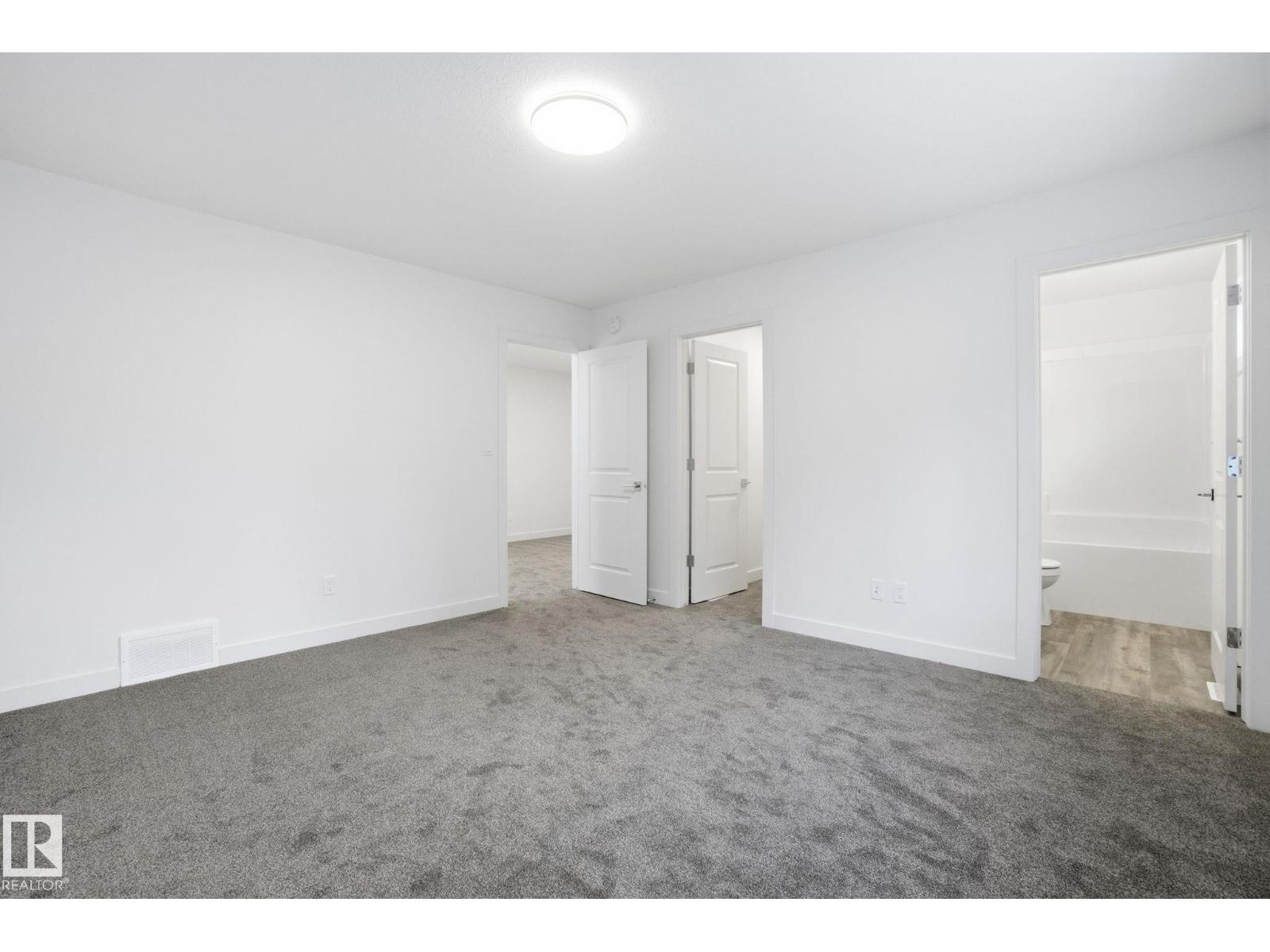 #19 5122 213a St Nw, Edmonton, Alberta T6M 1M6 - Photo 30 - E4471500