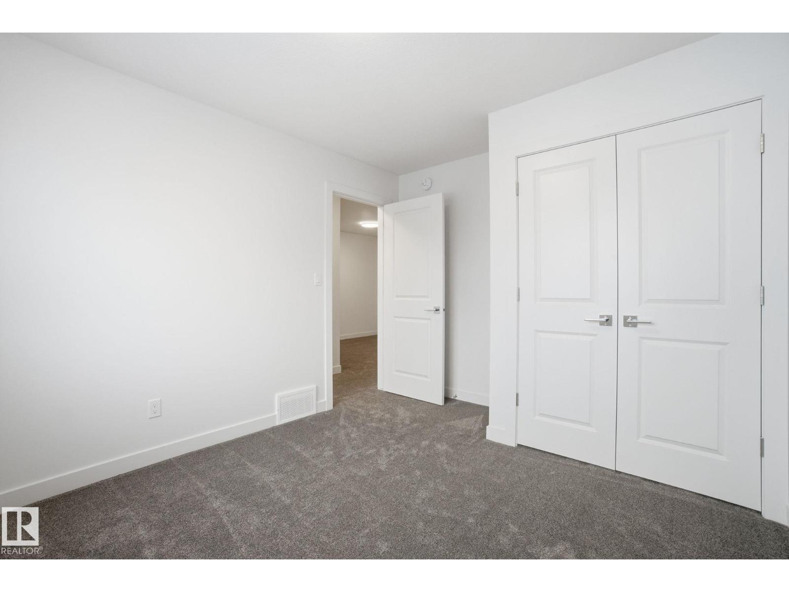 #19 5122 213a St Nw, Edmonton, Alberta T6M 1M6 - Photo 35 - E4471500