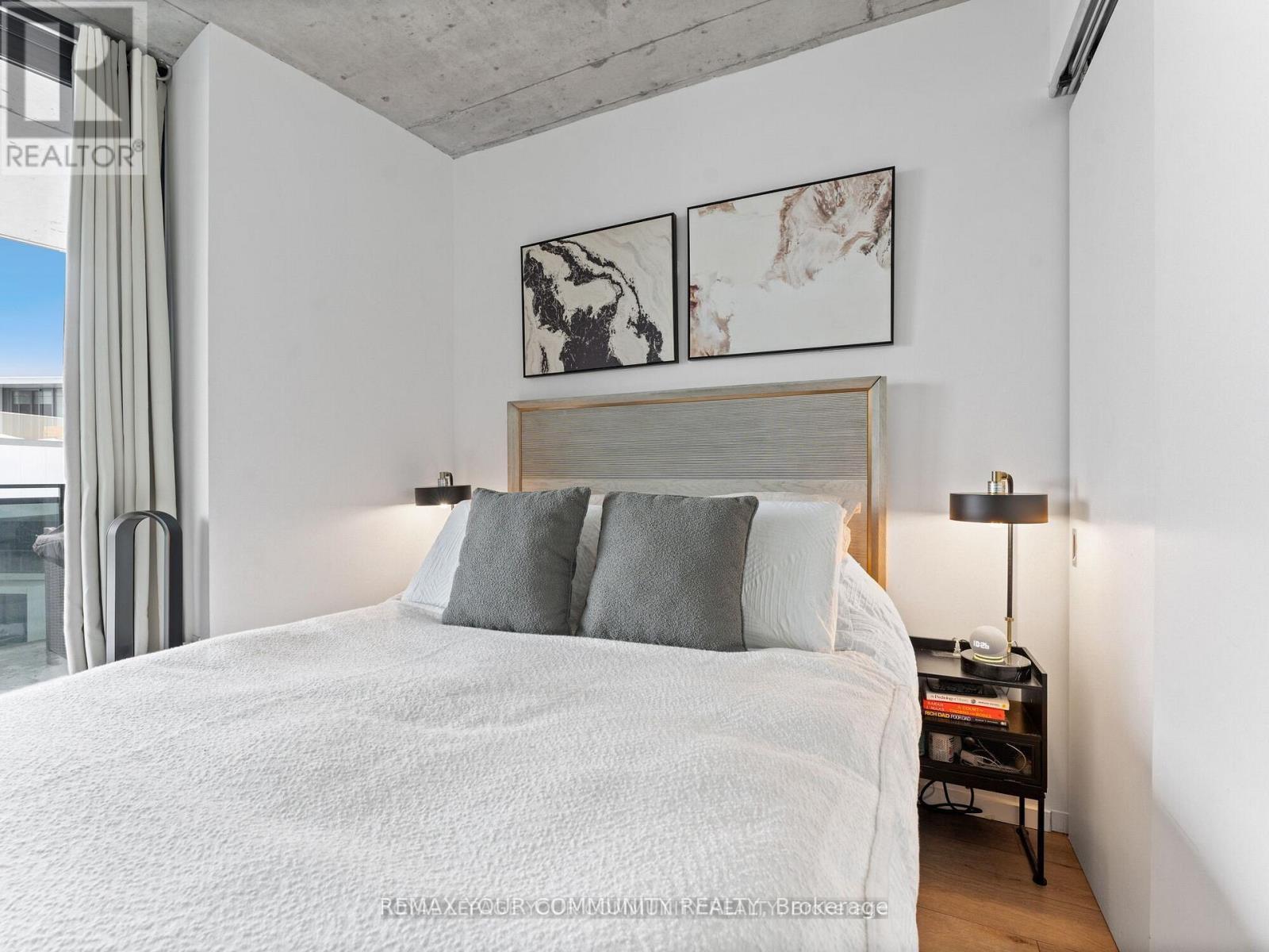 1108 - 21 Lawren Harris Square, Toronto, Ontario  M5A 0T4 - Photo 10 - C12738150