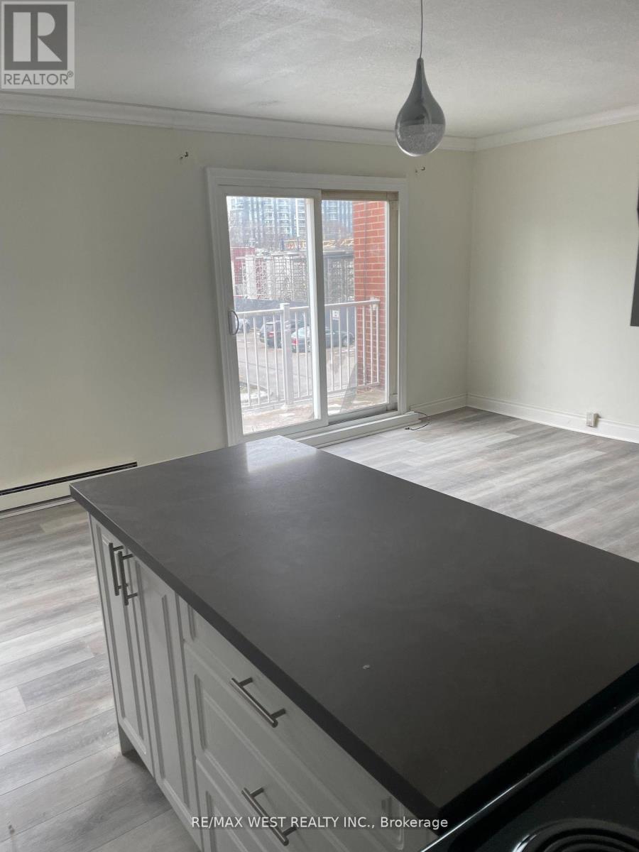 306 - 2365 Marine Drive, Oakville, Ontario  L6L 1C5 - Photo 13 - W12740202