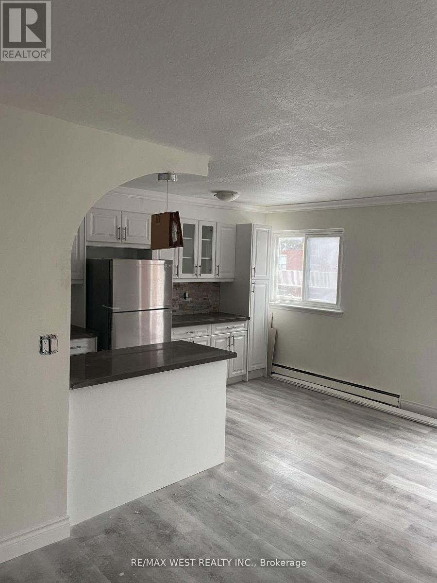 306 - 2365 Marine Drive, Oakville, Ontario  L6L 1C5 - Photo 5 - W12740202