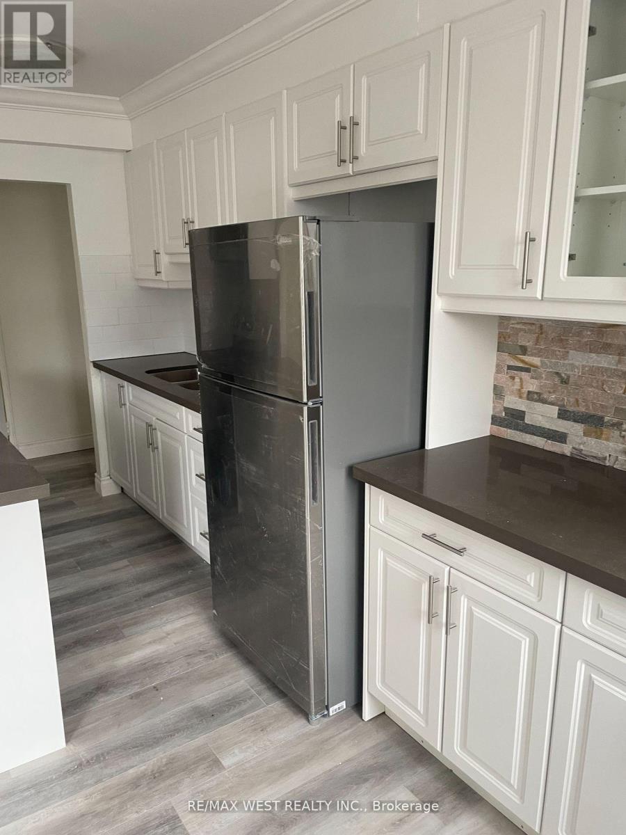 306 - 2365 Marine Drive, Oakville, Ontario  L6L 1C5 - Photo 7 - W12740202