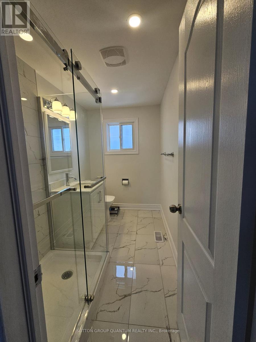 2084 Hunt Crescent, Burlington, Ontario  L7M 2N9 - Photo 12 - W12740220