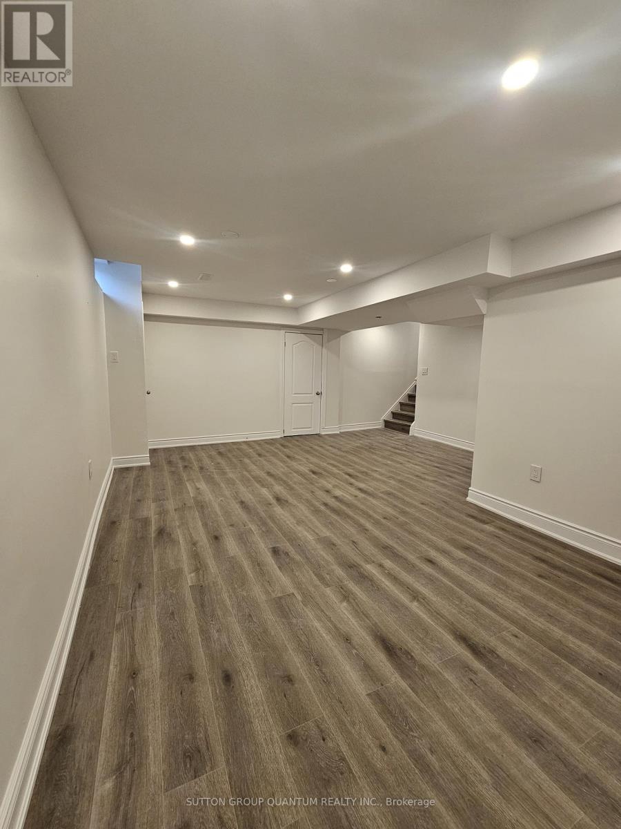 2084 Hunt Crescent, Burlington, Ontario  L7M 2N9 - Photo 20 - W12740220