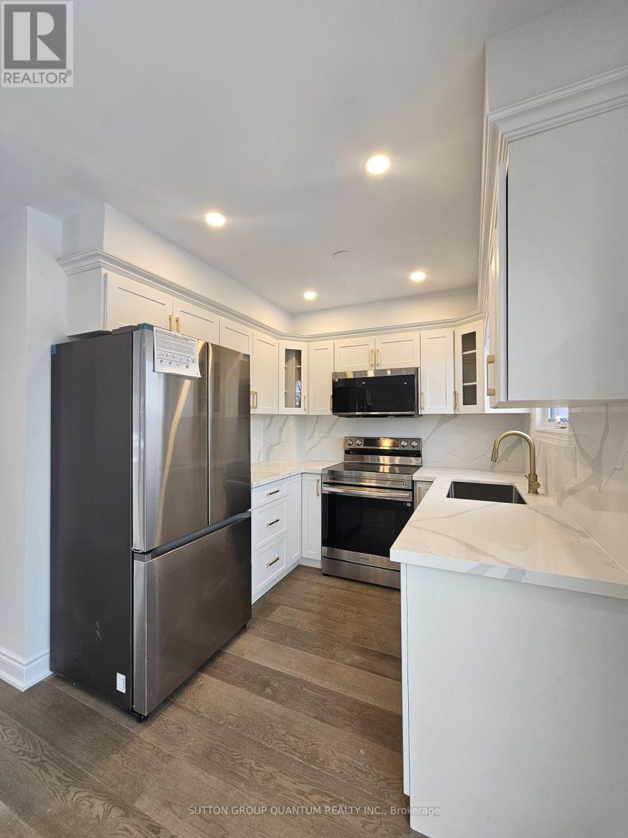 2084 Hunt Crescent, Burlington, Ontario  L7M 2N9 - Photo 5 - W12740220