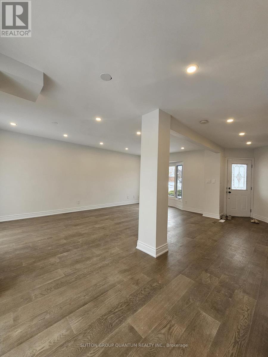 2084 Hunt Crescent, Burlington, Ontario  L7M 2N9 - Photo 9 - W12740220