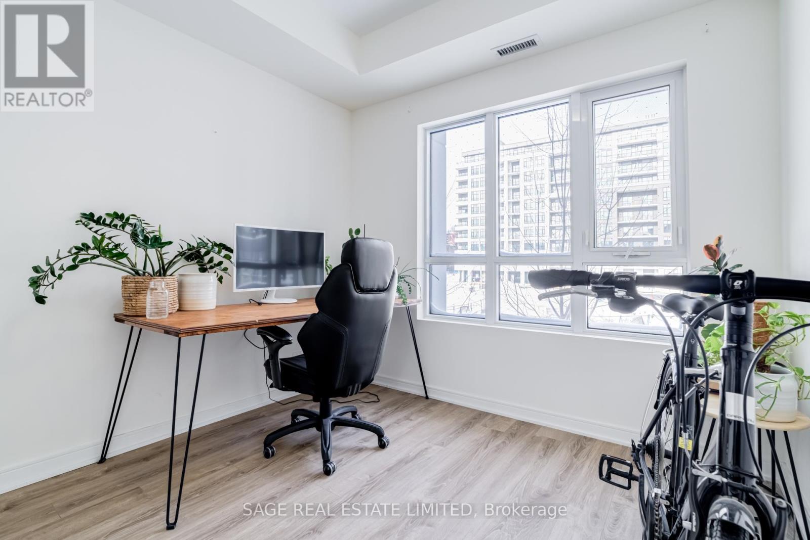 215 - 1 Neighbourhood Lane, Toronto, Ontario  M8Y 1T7 - Photo 26 - W12740256