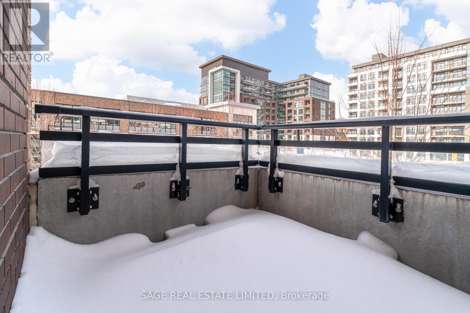 215 - 1 Neighbourhood Lane, Toronto, Ontario  M8Y 1T7 - Photo 32 - W12740256