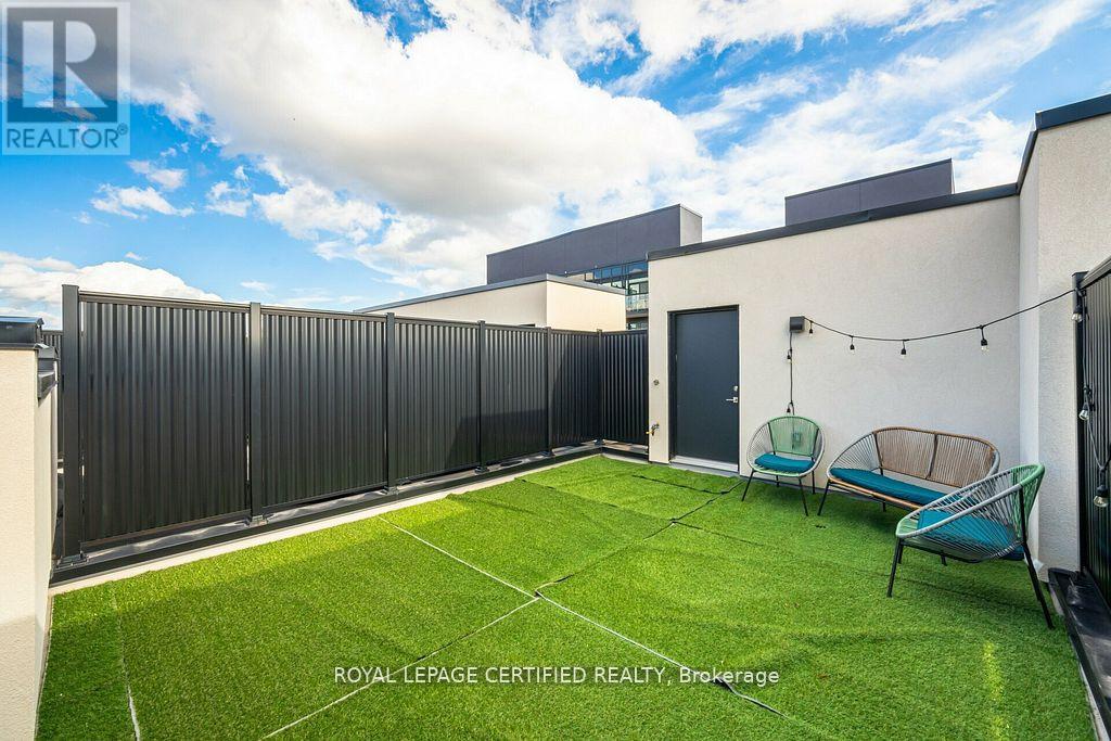 31 - 1095 Cooke Boulevard, Burlington, Ontario  L7T 0C4 - Photo 36 - W12740268