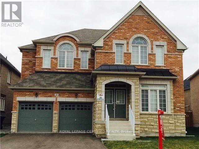 8 STONECROP ROAD, Brampton, Ontario