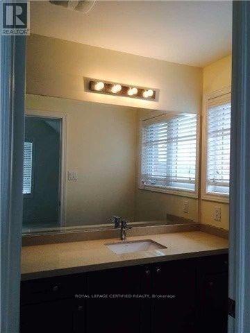 8 Stonecrop Road, Brampton, Ontario  L6Y 2Z3 - Photo 7 - W12740272