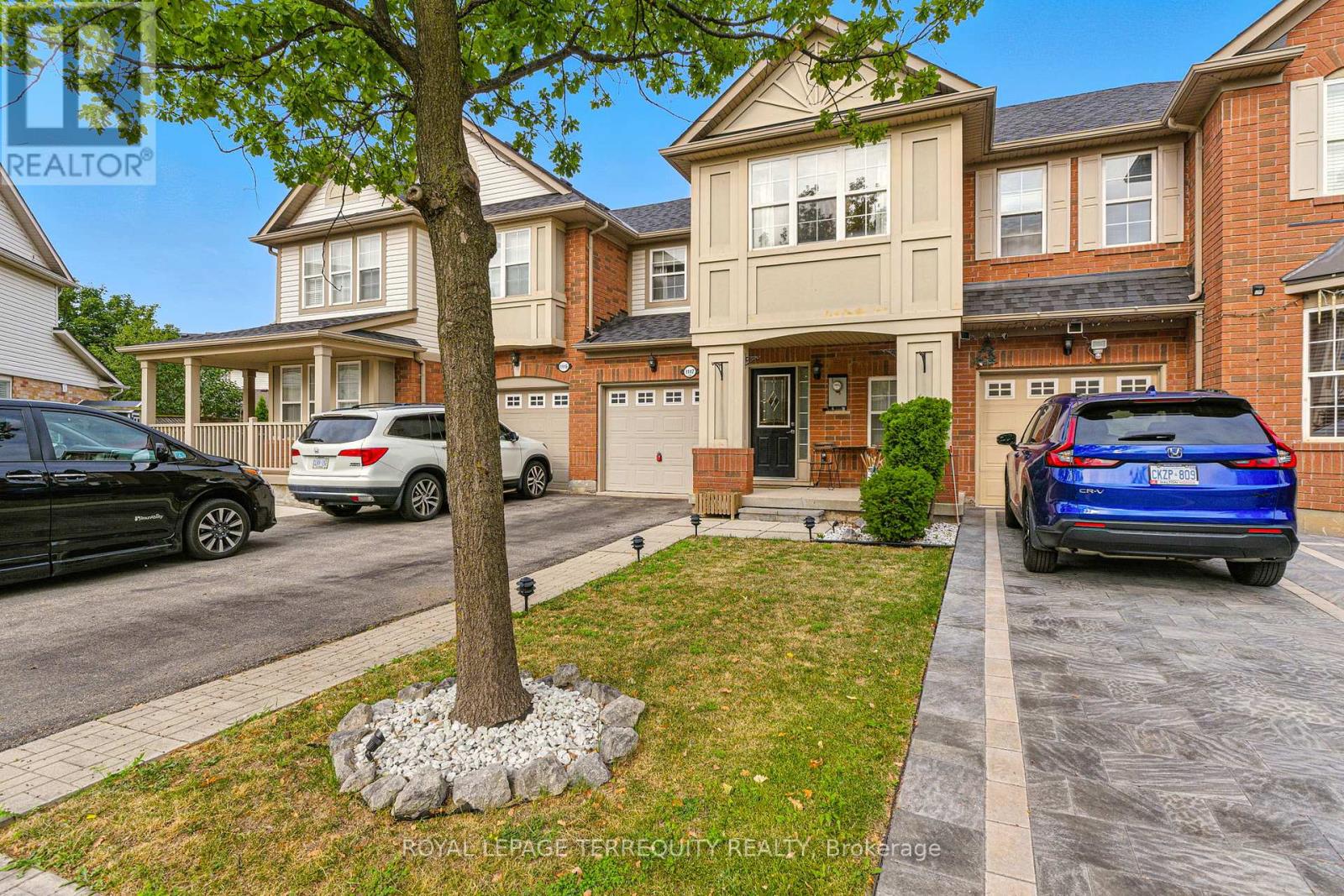 1117 Riddell Crescent, Milton, Ontario  L9T 6Y2 - Photo 2 - W12740286