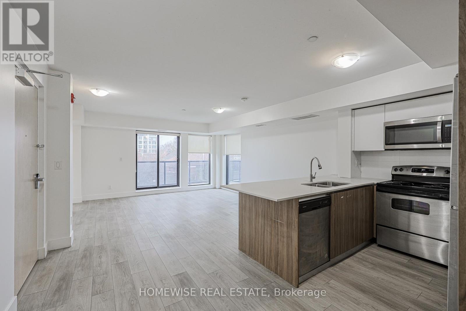 301 - 293 Viewmount Avenue, Toronto, Ontario  M6B 3H8 - Photo 10 - W12740308