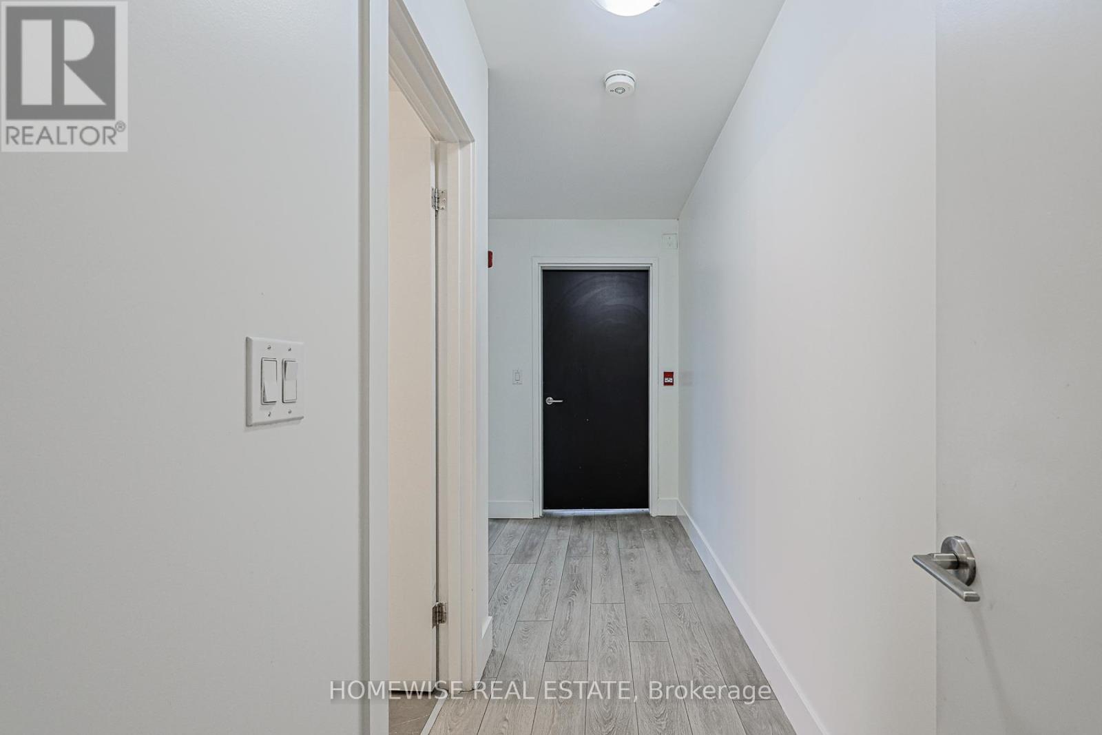 301 - 293 Viewmount Avenue, Toronto, Ontario  M6B 3H8 - Photo 24 - W12740308