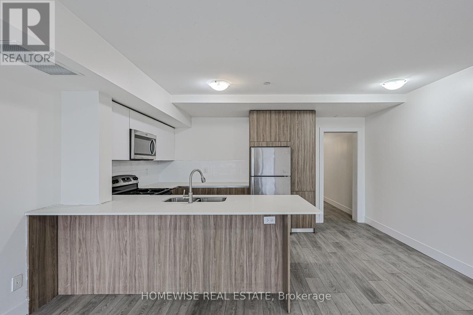 301 - 293 Viewmount Avenue, Toronto, Ontario  M6B 3H8 - Photo 5 - W12740308