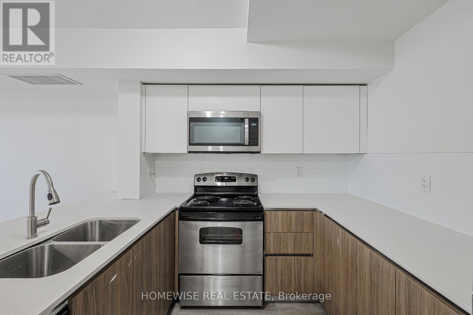 301 - 293 Viewmount Avenue, Toronto, Ontario  M6B 3H8 - Photo 9 - W12740308