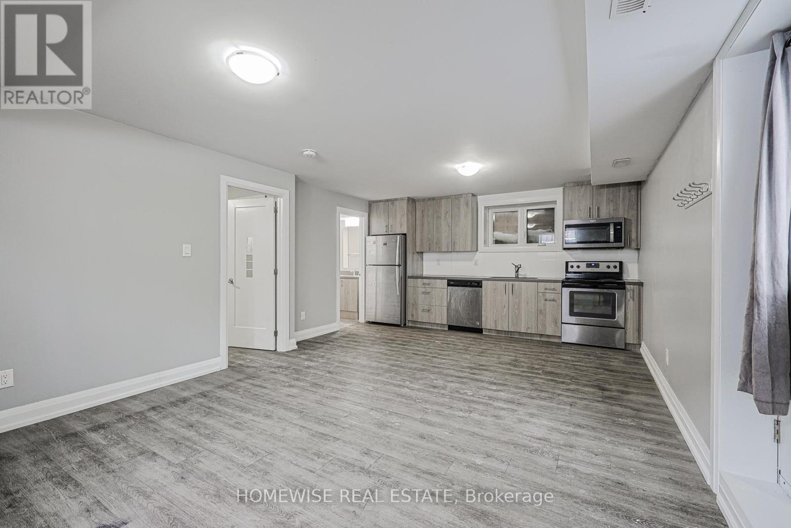 B02 - 814 Glencairn Avenue, Toronto, Ontario  M6B 2A3 - Photo 4 - W12740334