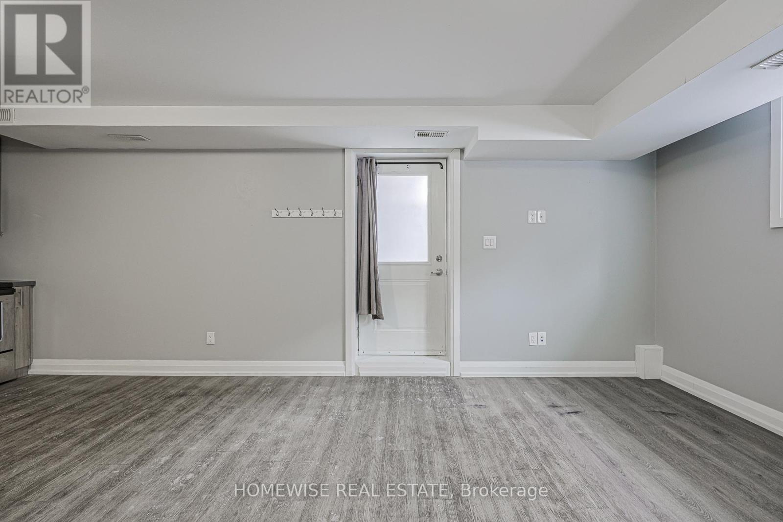 B02 - 814 Glencairn Avenue, Toronto, Ontario  M6B 2A3 - Photo 8 - W12740334