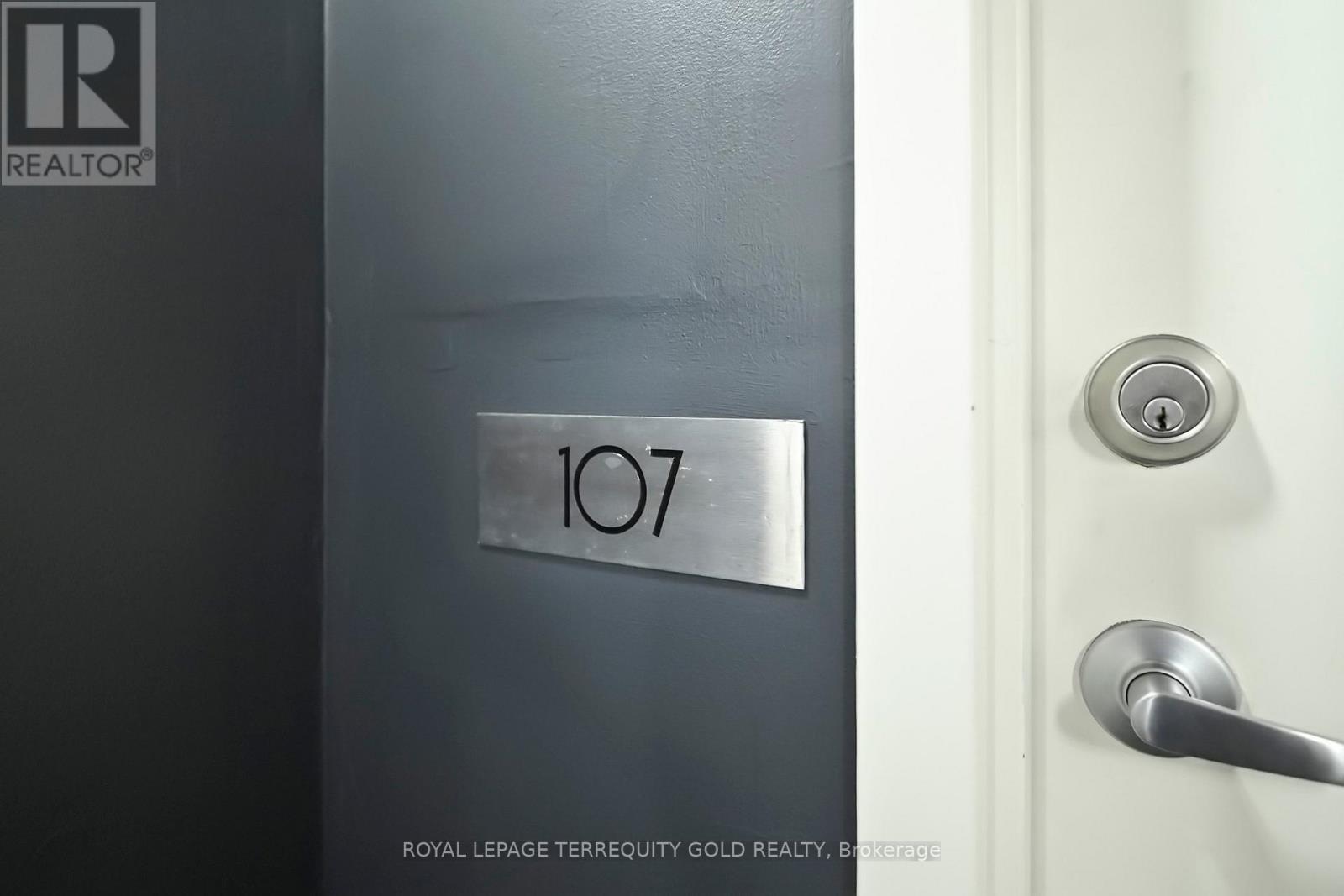 107 - 2154 Dundas Street W, Toronto, Ontario  M6R 1X3 - Photo 40 - W12740340