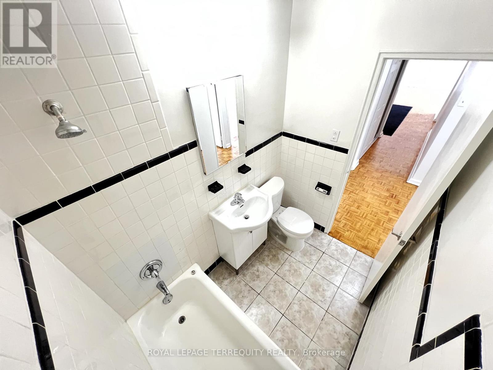 7 - 39 Leduc Drive, Toronto, Ontario  M9W 2A8 - Photo 12 - W12740366