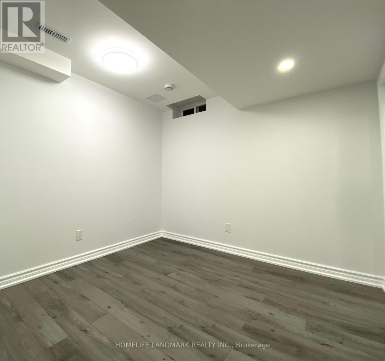 Lower - 5492 Haddon Hall Road, Mississauga, Ontario  L5M 5G6 - Photo 15 - W12740374