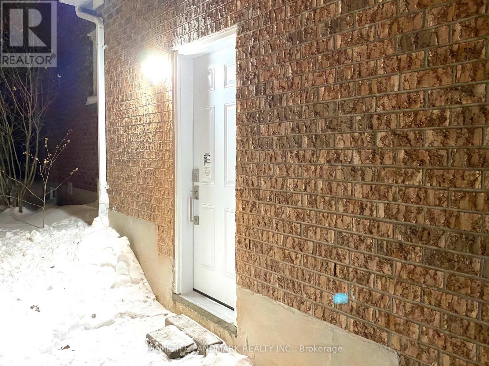 Lower - 5492 Haddon Hall Road, Mississauga, Ontario  L5M 5G6 - Photo 19 - W12740374