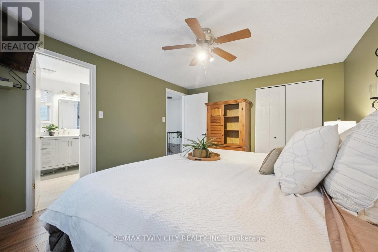 98 Old Maple Lane, Kitchener, Ontario  N2N 3B3 - Photo 20 - X12740204