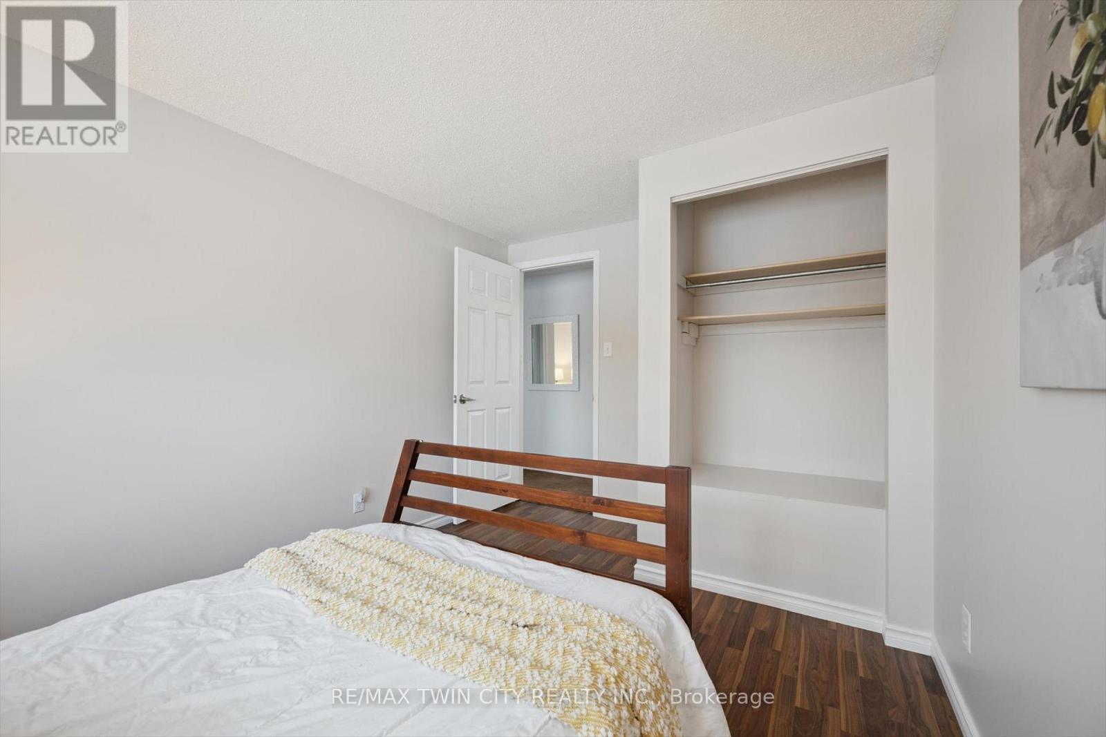 98 Old Maple Lane, Kitchener, Ontario  N2N 3B3 - Photo 23 - X12740204