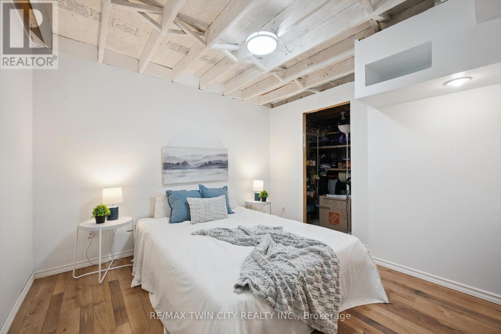 98 Old Maple Lane, Kitchener, Ontario  N2N 3B3 - Photo 27 - X12740204